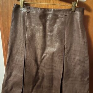 Alligator embossed leather skirt!